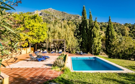 Your have total privacy with good level of seclusion